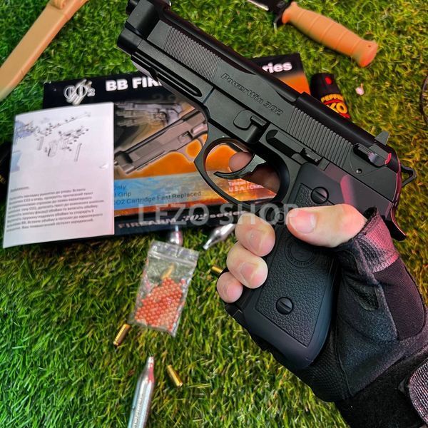 Пневматичний пістолет Beretta M9 . Модель &ndash; WinGun 302 Beretta M9 (полімер) 242 фото