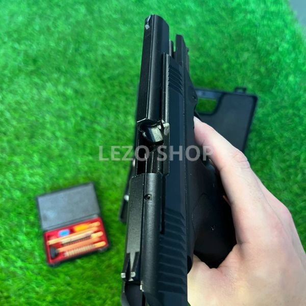 Стартовий пістолет Beretta Px4 . Модель &ndash; BLOW TR-14-02 192 фото